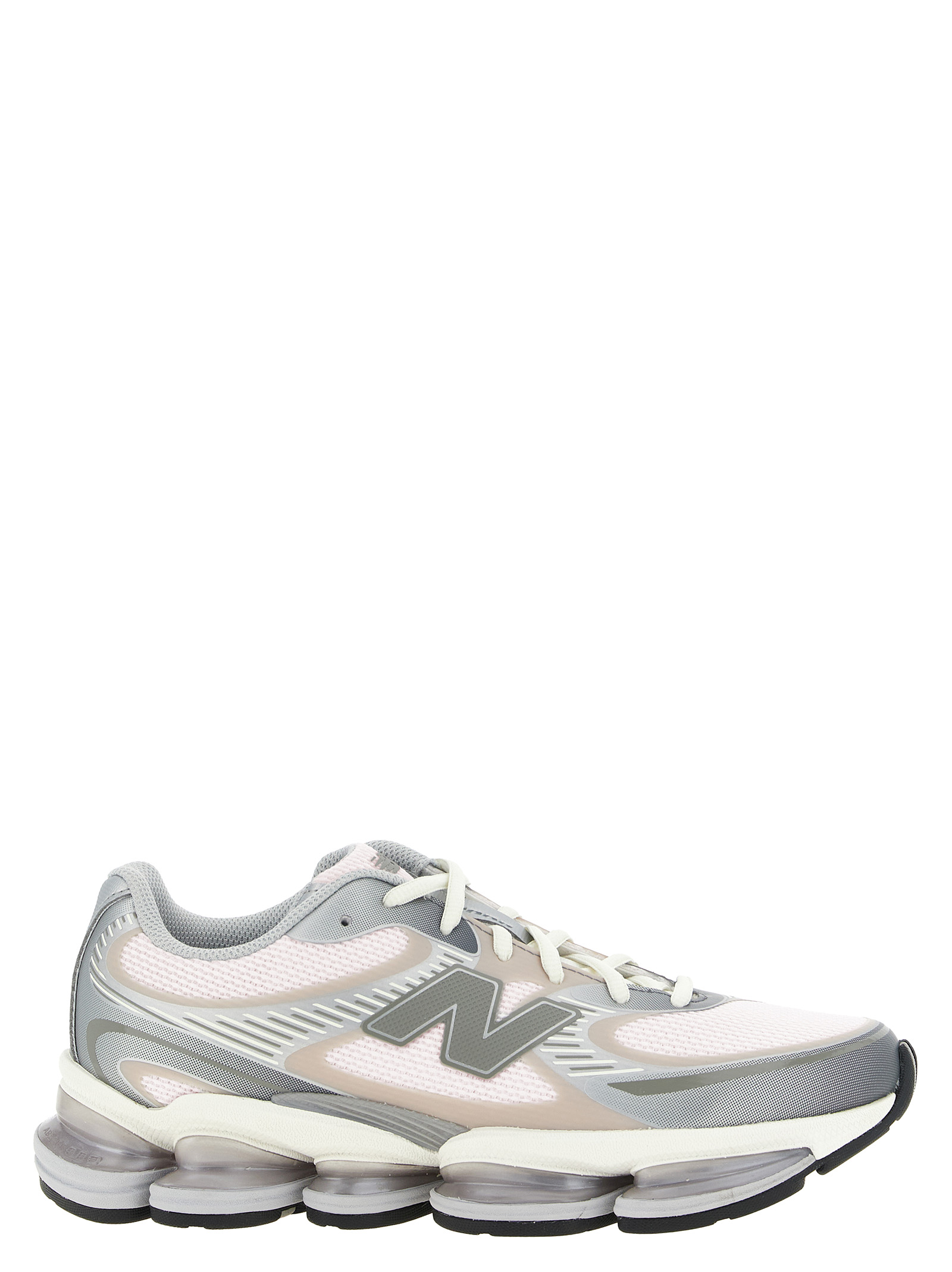 New Balance 2000 Sneakers