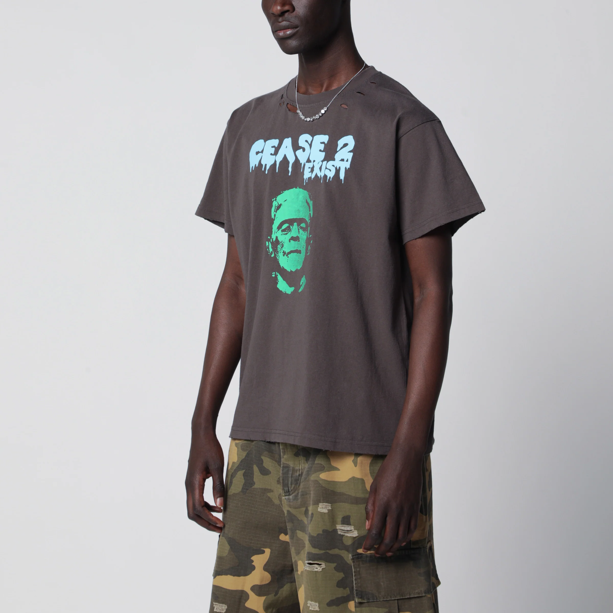 DAGGER Grey washed “Dead or Alive” distressed T-shirt