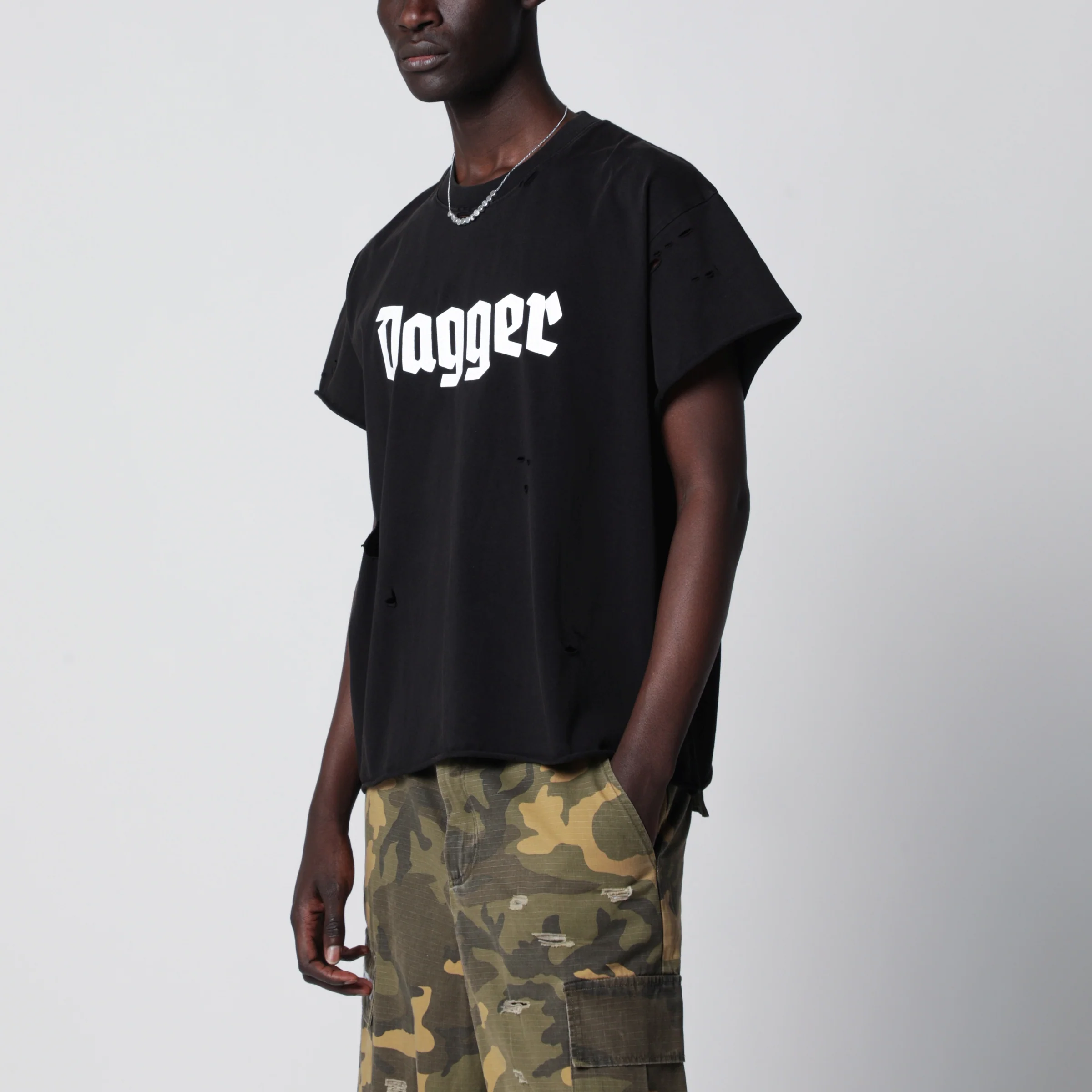 DAGGER Black cotton distressed T-shirt