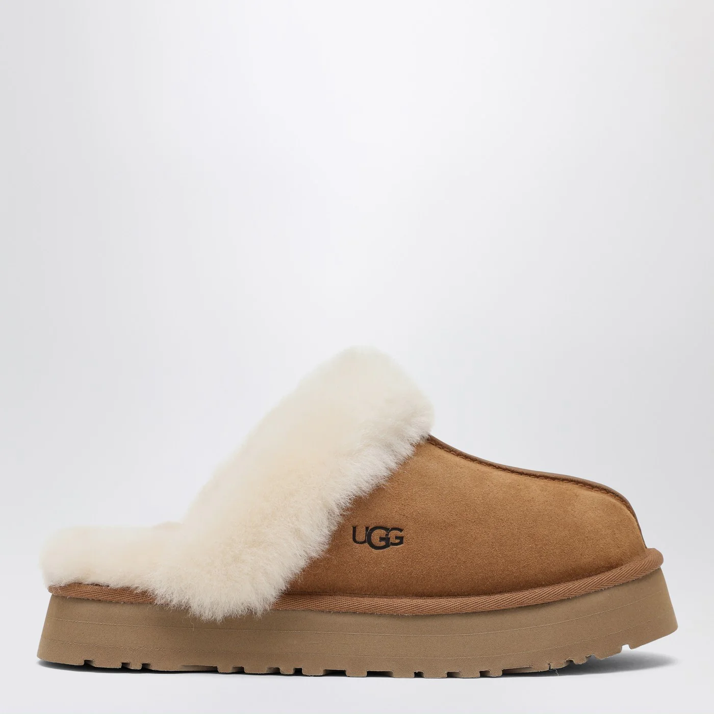 UGG Disquette slippers in chestnut