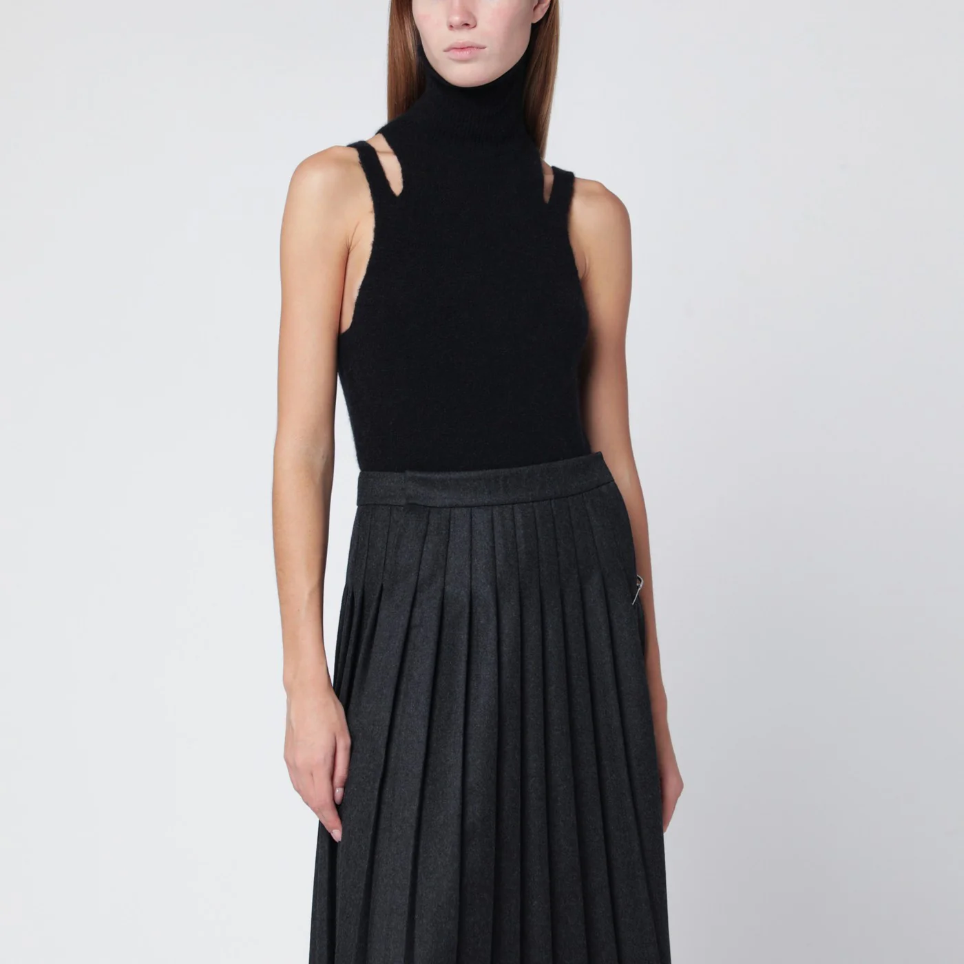 Roberto Collina Black cashmere blend turtleneck top
