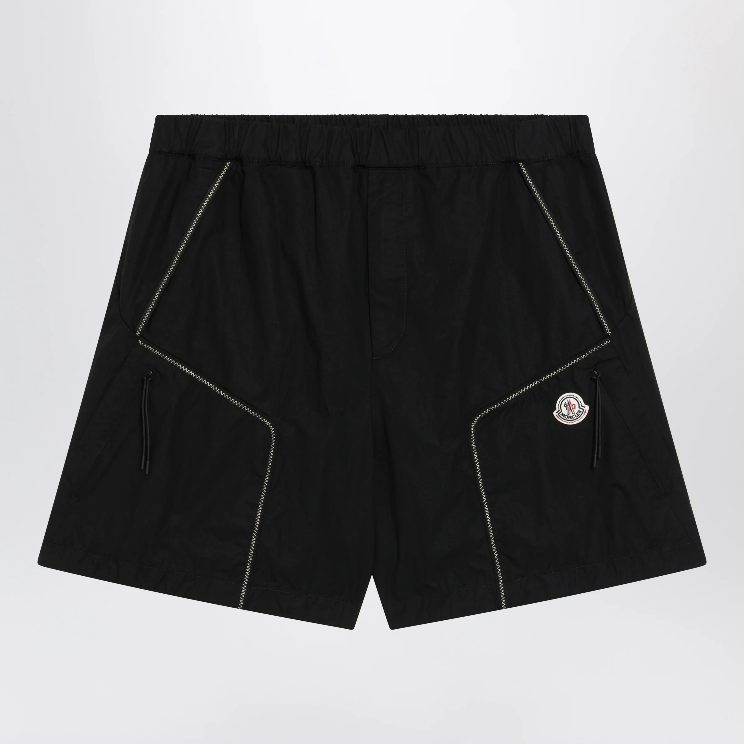 Moncler Black cargo shorts in cotton gabardine
