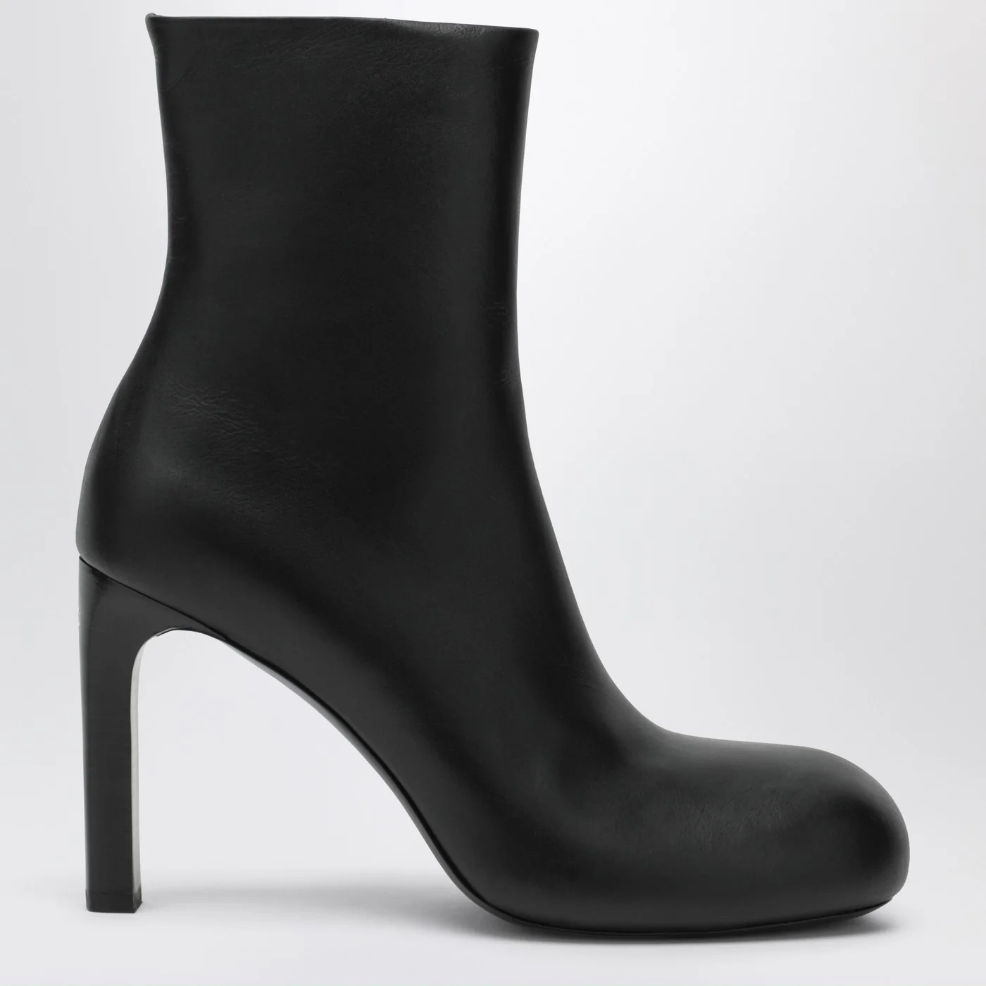 Balenciaga Black Fargo ankle boots in leather
