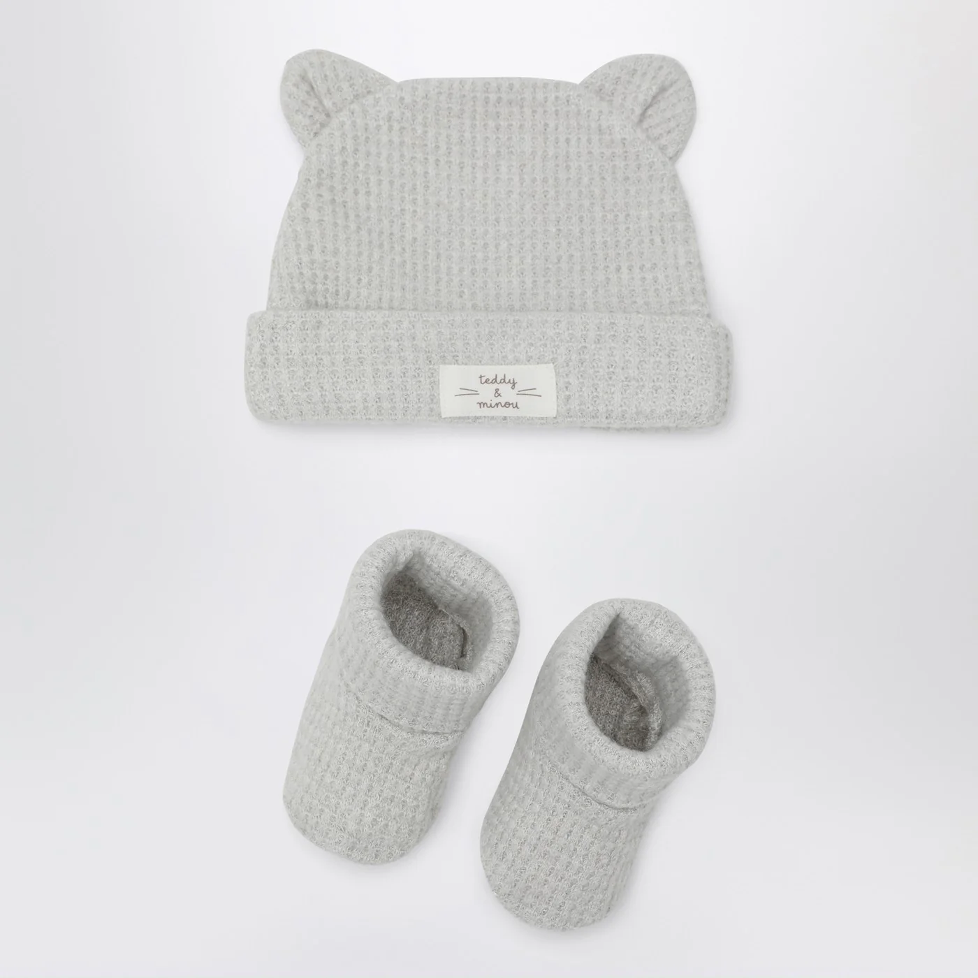 Teddy & Minou Two-piece set in pumice colour