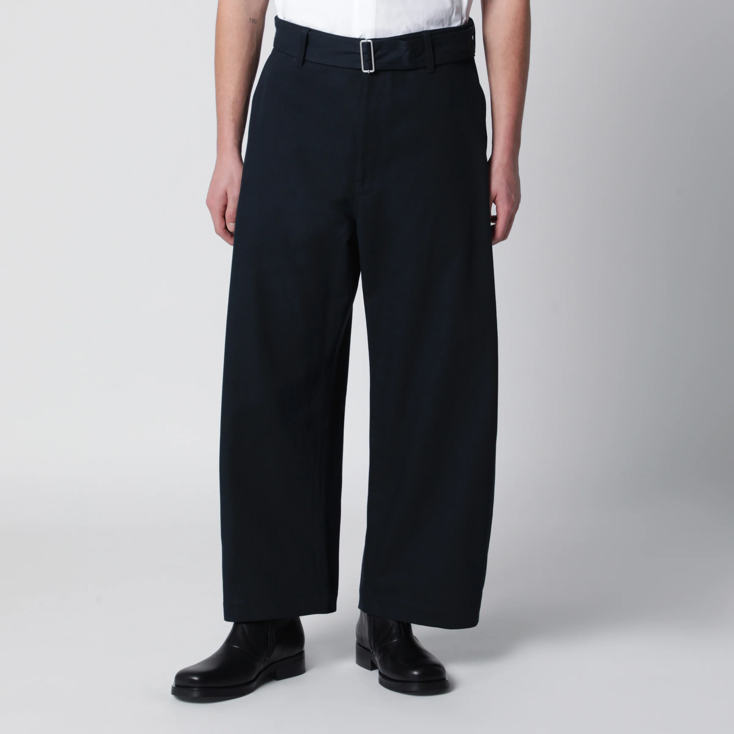 STUDIO NICHOLSON Barr trousers in indigo