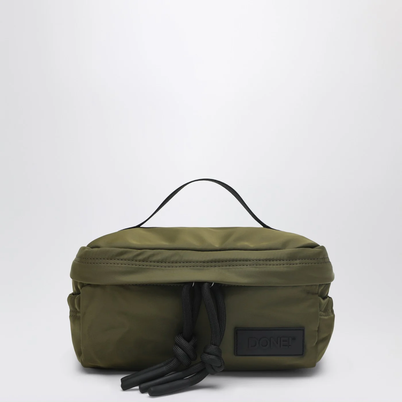 DONE! Green nylon beauty case