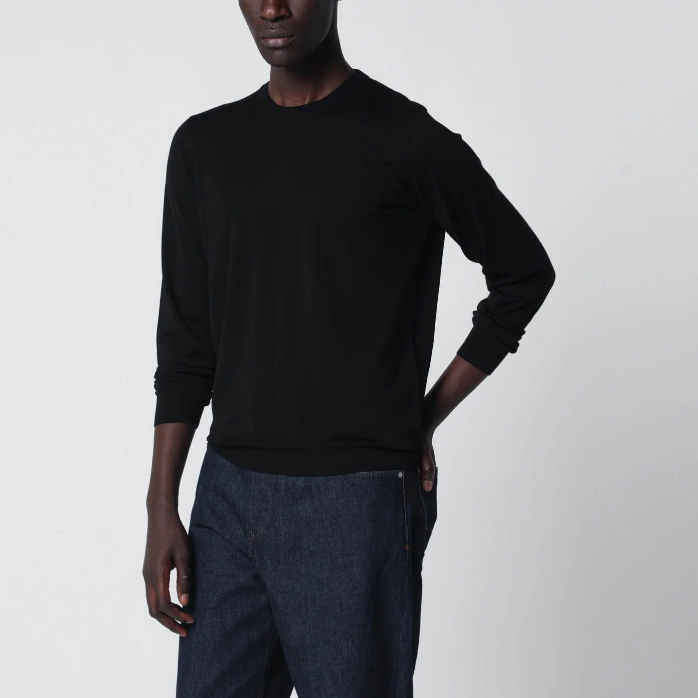 Drumohr Black wool crew-neck sweater