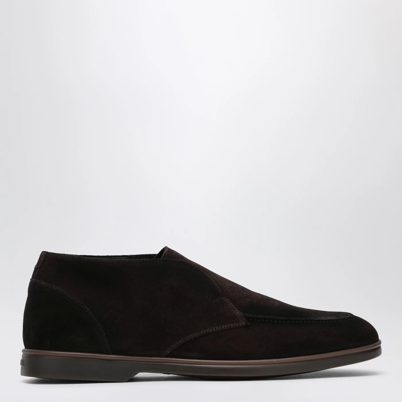 Doucal's Lace-free desert boot in brown suede