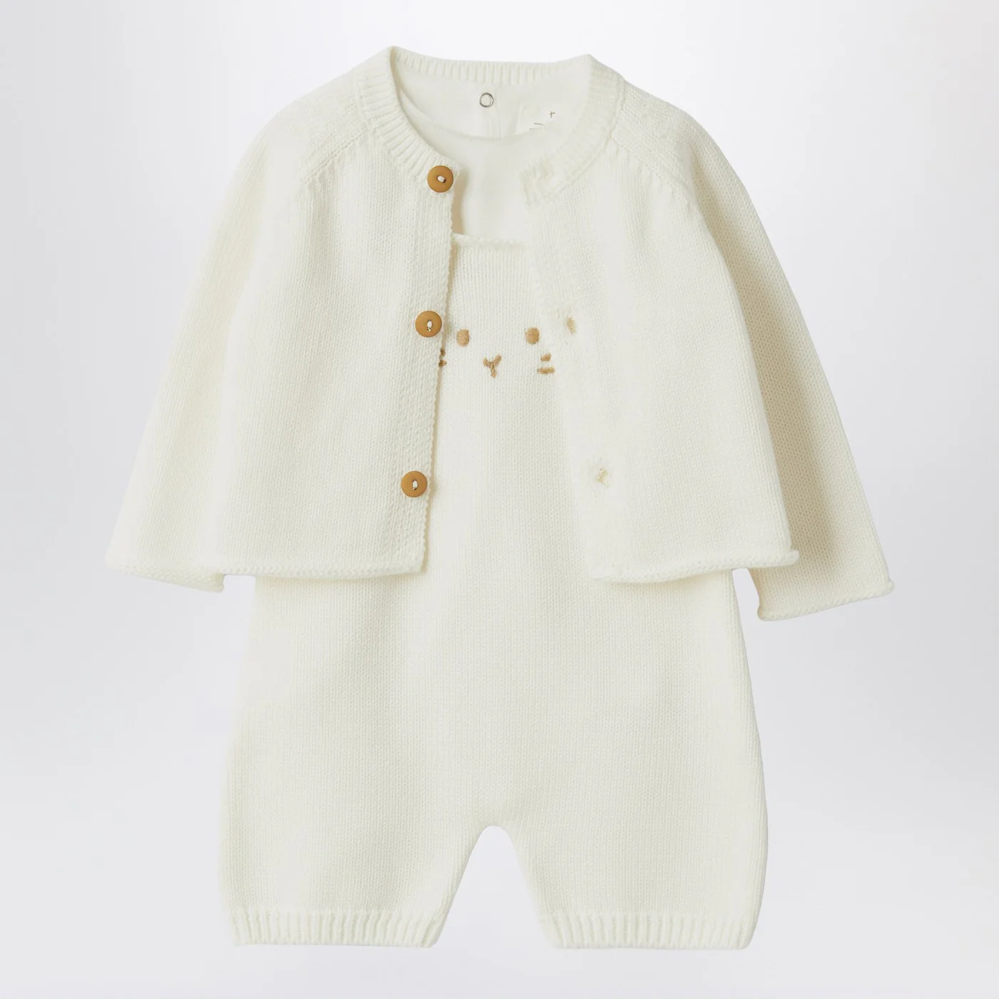 Teddy & Minou White outfit with jacket and overalls