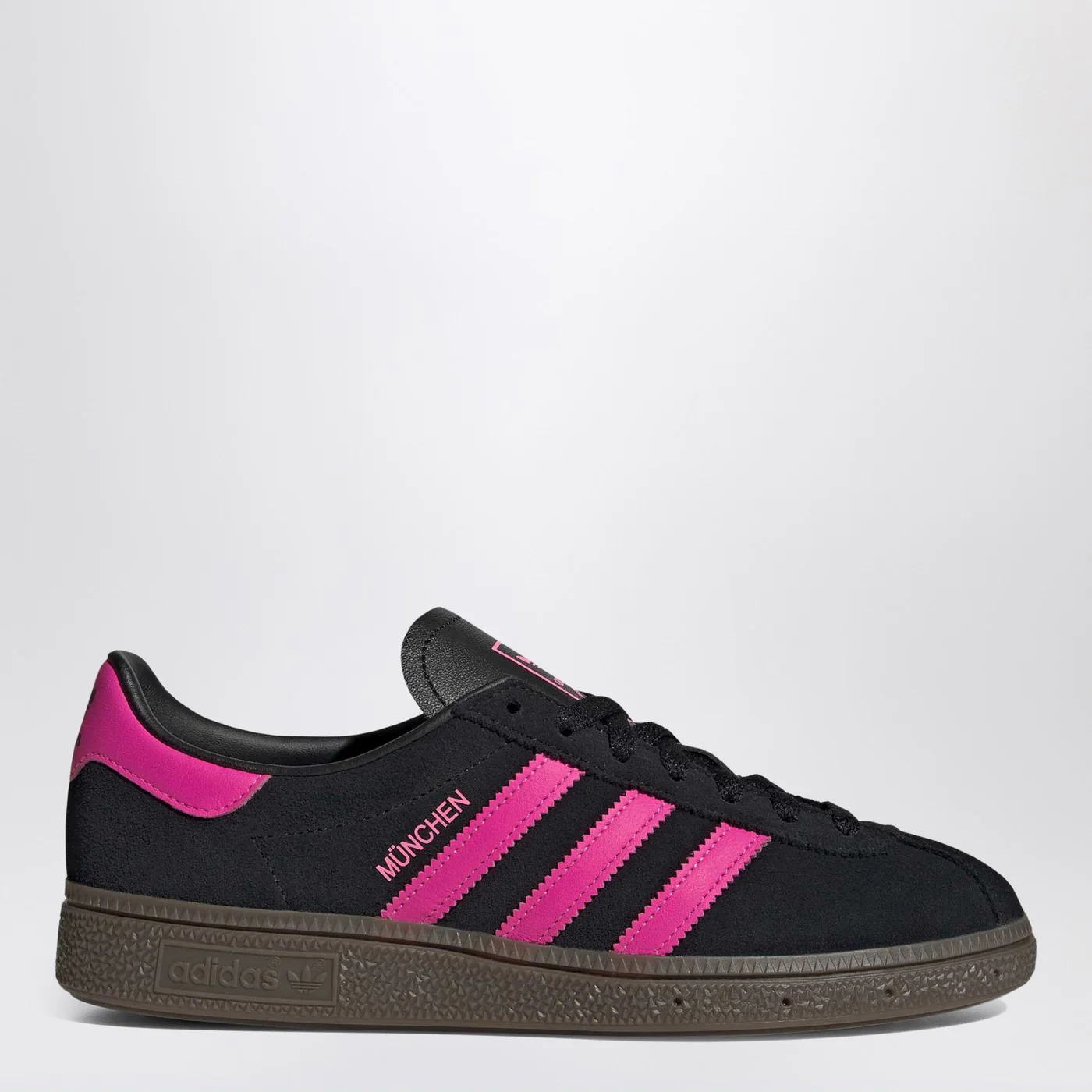 adidas Originals Sneaker München in black/fuchsia suede