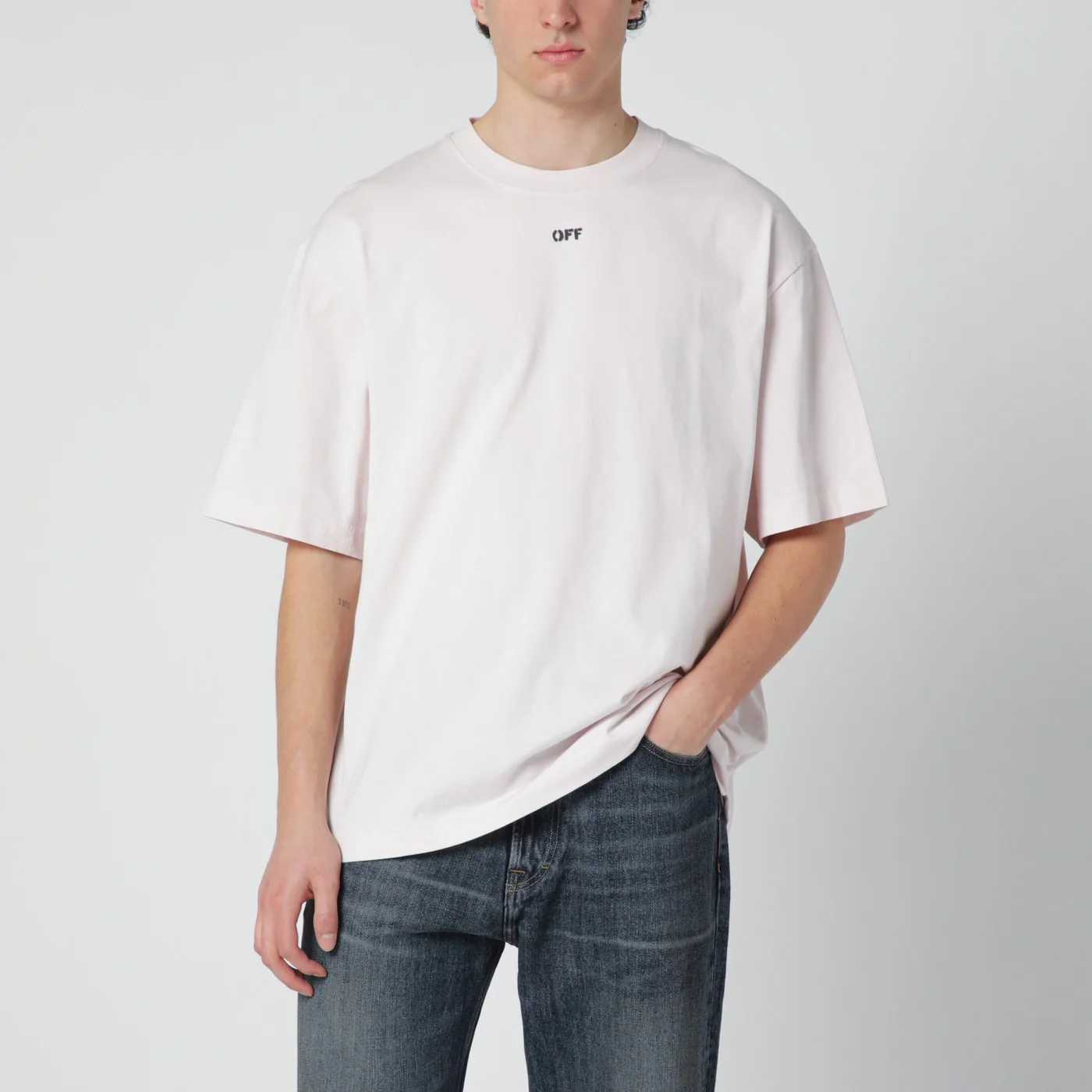 Off-White™ Paint Arrow Skate T-shirt in light mauve