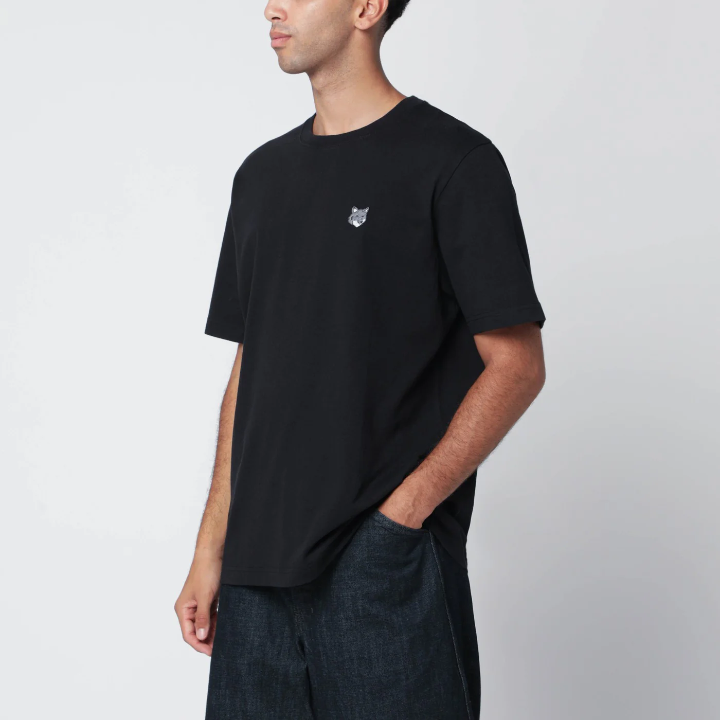 Maison Kitsuné Black comfort T-shirt with logo patch