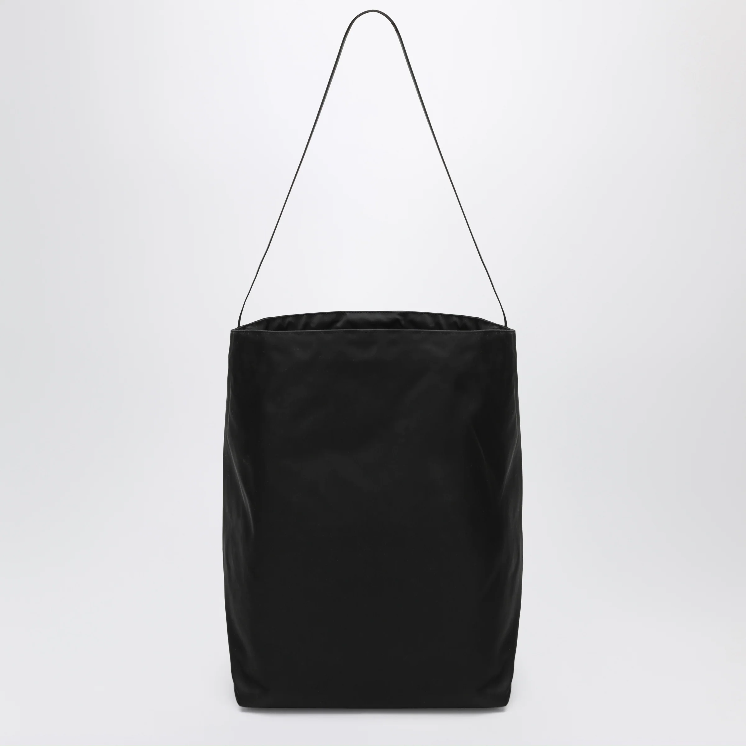 VALESQUE Bucket tote bag in black nylon